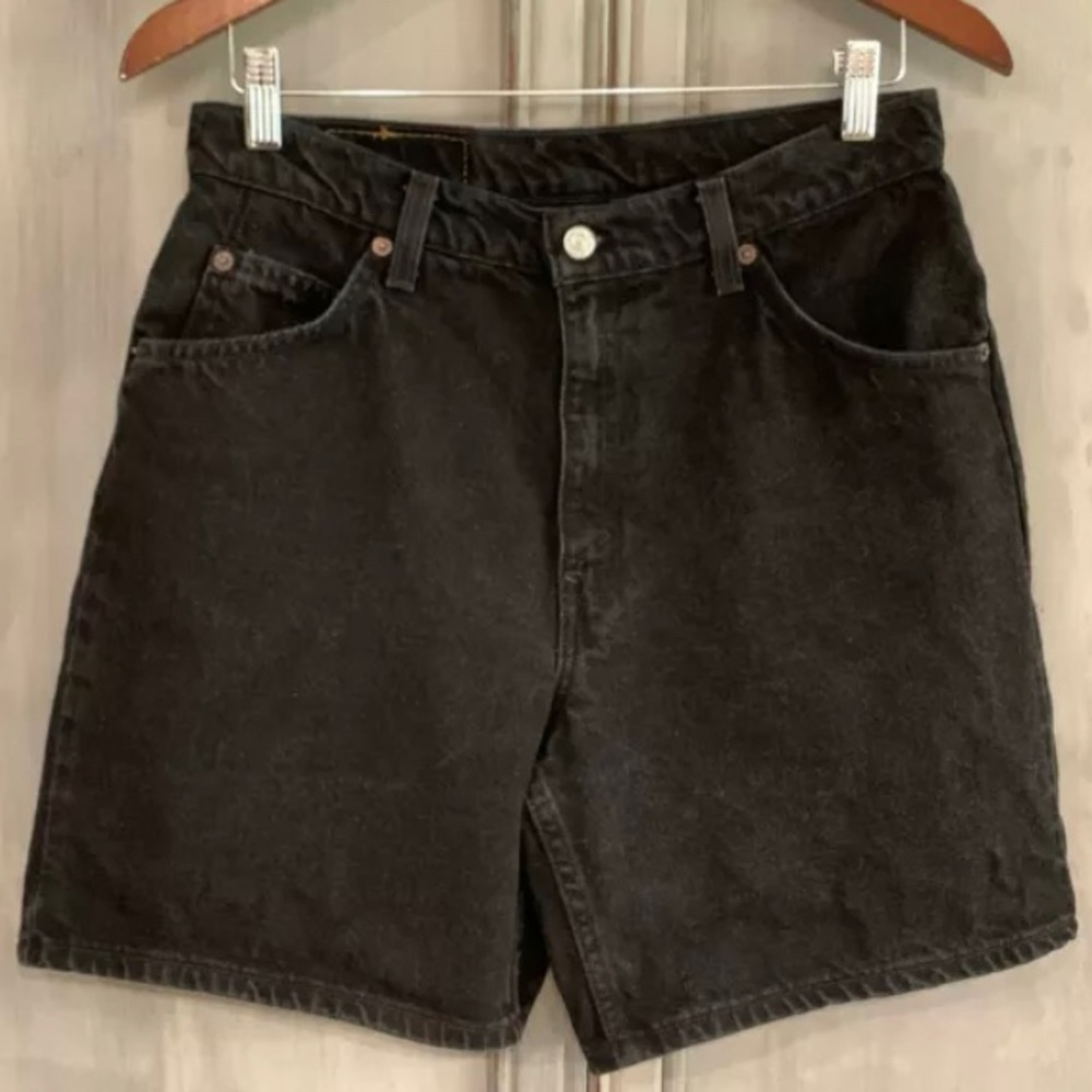 Levi’s Vintage 950 relaxed fit jean shorts